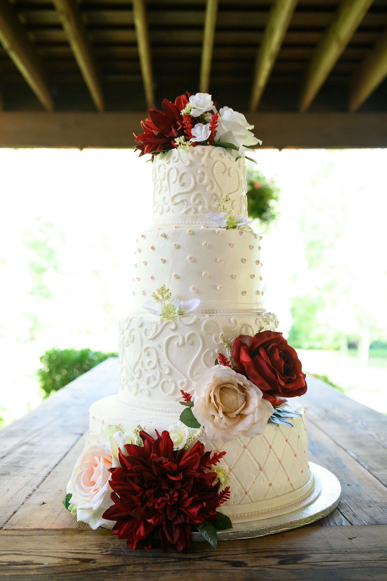 Couple Silhouette Cake