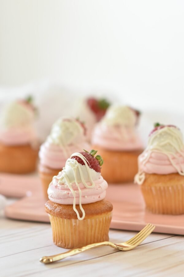 Strawberry Bento Cake