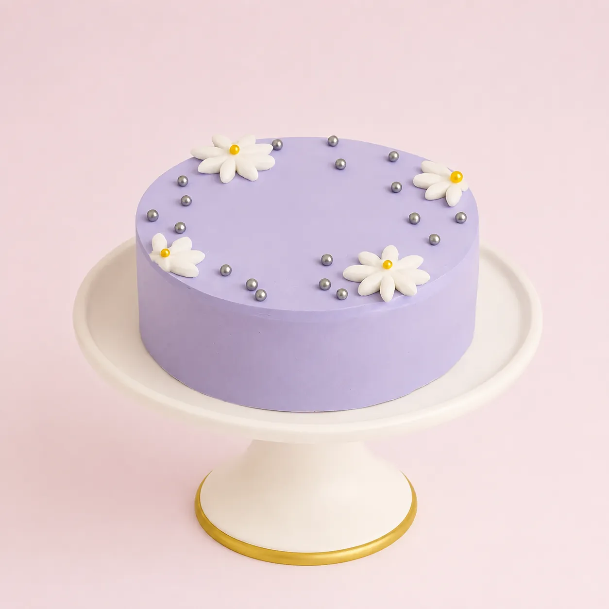 Soft Lavender Bloom Cake