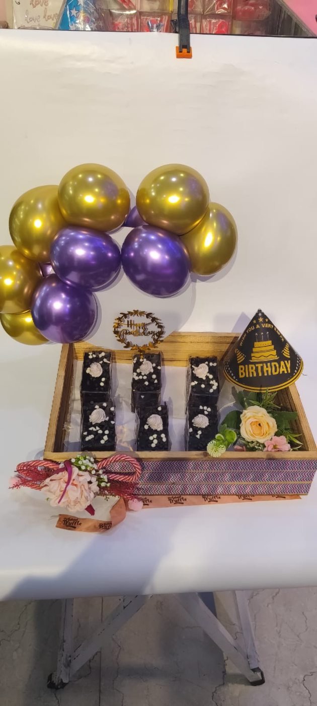 Balloon Chocolate Birthday Hamper - Old School Truffle