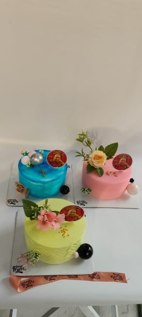 Guruji Birthday Theme Cake - Old School Truffle