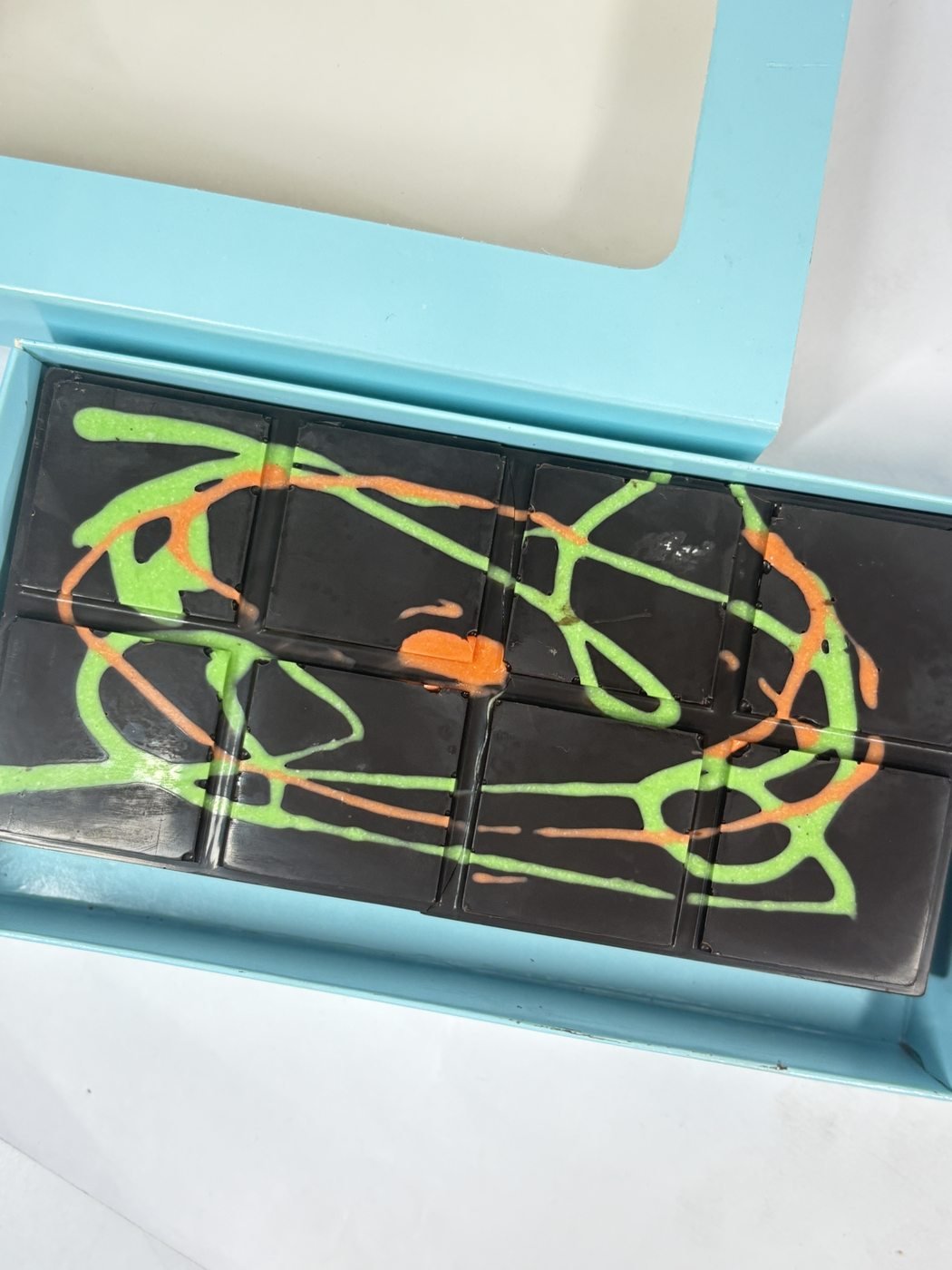Kunafa Chocolate Gift Box - Old School Truffle