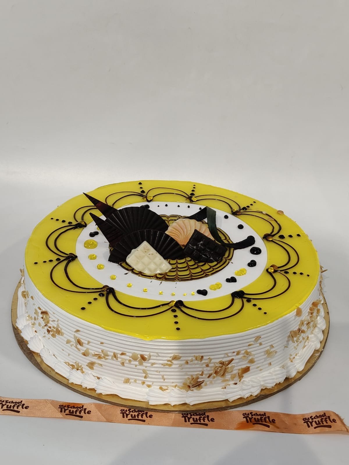 Pineapple Cake - Old School Truffle